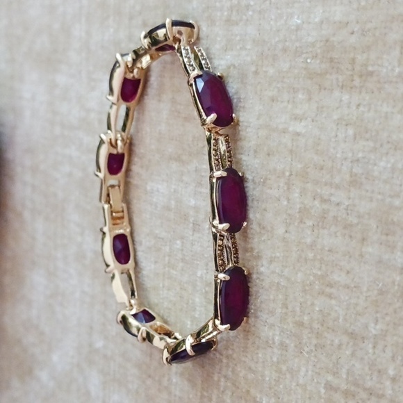 Monet Gold Tone Faceted Glass Bracelet - Picture 7 of 7